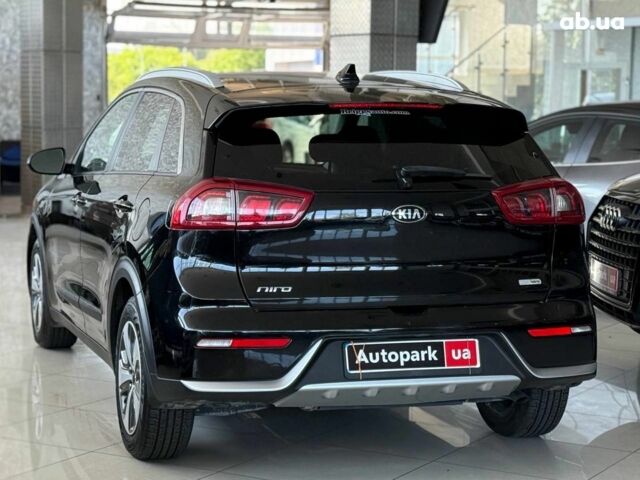Черный Киа Niro, объемом двигателя 1.6 л и пробегом 65 тыс. км за 18190 $, фото 6 на Automoto.ua
