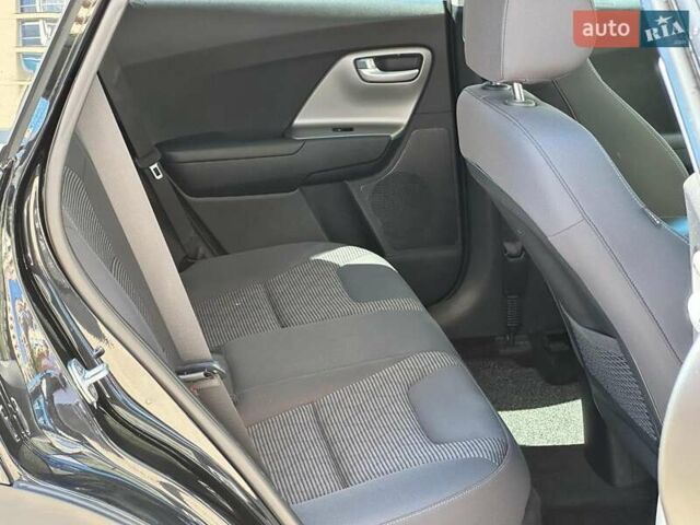 Черный Киа Niro, объемом двигателя 1.6 л и пробегом 65 тыс. км за 17440 $, фото 16 на Automoto.ua