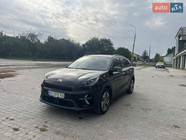 Черный Киа Niro, объемом двигателя 0 л и пробегом 209 тыс. км за 17200 $, фото 13 на Automoto.ua