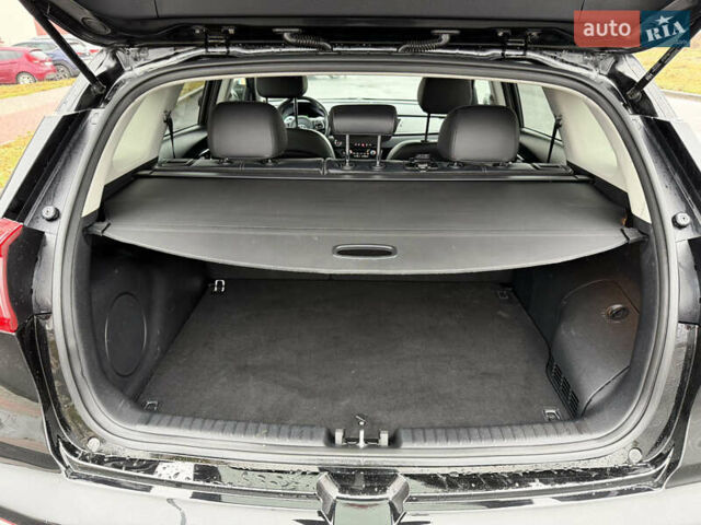 Черный Киа Niro, объемом двигателя 1.6 л и пробегом 98 тыс. км за 18999 $, фото 90 на Automoto.ua