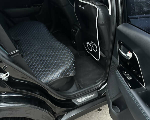 Чорний Кіа Niro, об'ємом двигуна 0 л та пробігом 190 тис. км за 16500 $, фото 9 на Automoto.ua