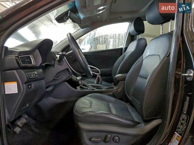 Черный Киа Niro, объемом двигателя 1.58 л и пробегом 63 тыс. км за 1500 $, фото 6 на Automoto.ua