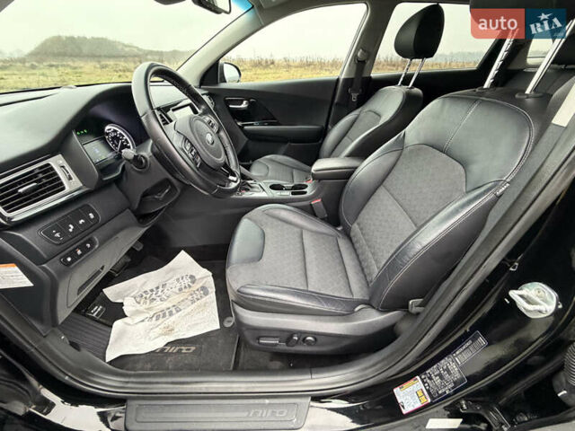 Черный Киа Niro, объемом двигателя 1.6 л и пробегом 98 тыс. км за 18999 $, фото 43 на Automoto.ua