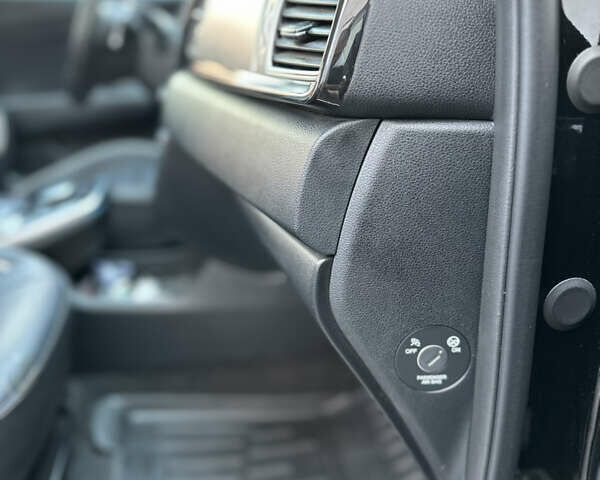 Черный Киа Niro, объемом двигателя 0 л и пробегом 94 тыс. км за 18600 $, фото 42 на Automoto.ua