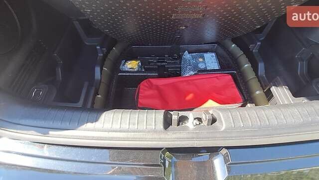 Черный Киа Niro, объемом двигателя 0 л и пробегом 145 тыс. км за 17950 $, фото 7 на Automoto.ua