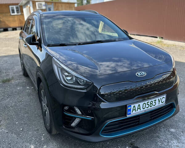 Черный Киа Niro, объемом двигателя 0 л и пробегом 94 тыс. км за 18600 $, фото 16 на Automoto.ua