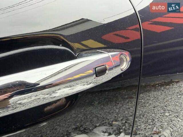 Чорний Кіа Niro, об'ємом двигуна 0 л та пробігом 165 тис. км за 18800 $, фото 12 на Automoto.ua