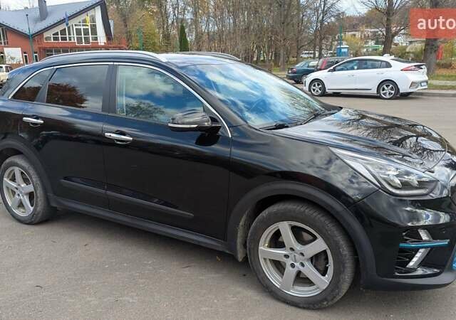 Черный Киа Niro, объемом двигателя 0 л и пробегом 135 тыс. км за 17300 $, фото 11 на Automoto.ua