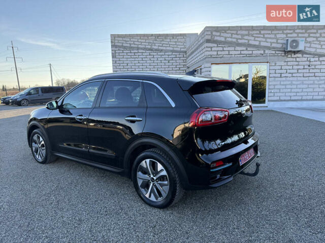 Черный Киа Niro, объемом двигателя 0 л и пробегом 71 тыс. км за 18999 $, фото 5 на Automoto.ua