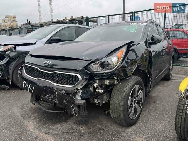 Черный Киа Niro, объемом двигателя 1.6 л и пробегом 233 тыс. км за 8400 $, фото 1 на Automoto.ua