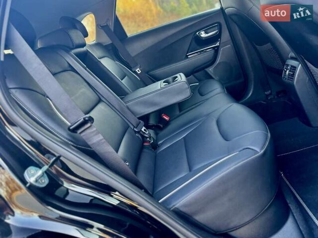 Черный Киа Niro, объемом двигателя 0 л и пробегом 68 тыс. км за 18750 $, фото 162 на Automoto.ua