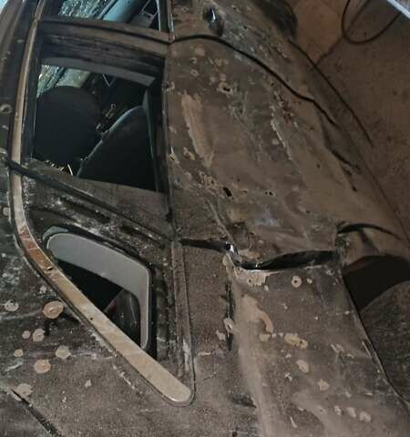 Чорний Кіа Niro, об'ємом двигуна 0 л та пробігом 130 тис. км за 7500 $, фото 6 на Automoto.ua