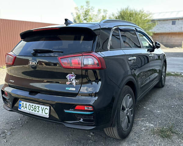 Черный Киа Niro, объемом двигателя 0 л и пробегом 94 тыс. км за 18600 $, фото 22 на Automoto.ua