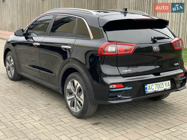 Чорний Кіа Niro, об'ємом двигуна 0 л та пробігом 159 тис. км за 17999 $, фото 23 на Automoto.ua