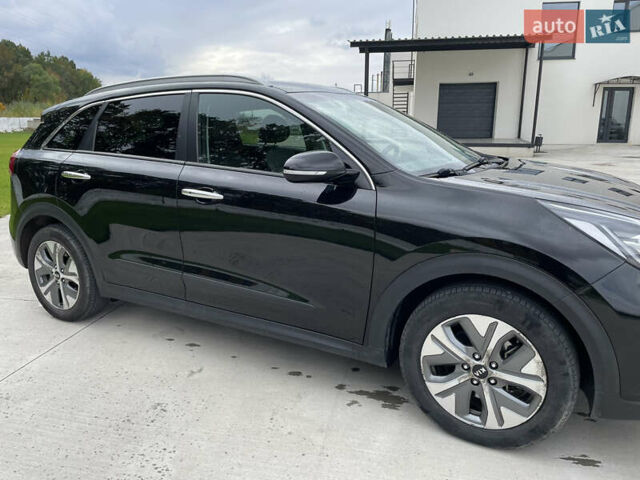 Киа Niro 2019 в Луцке на Automoto.ua Черный Киа Niro, объемом двигателя 0 л и пробегом 127 тыс. км за 19950 $, фото 14 на Automoto.ua