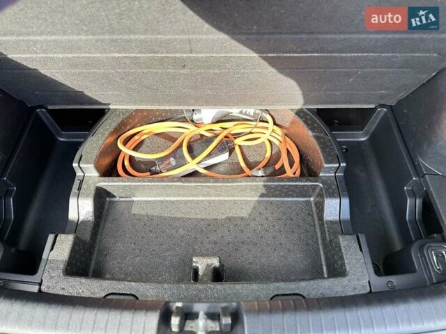 Киа Niro 2019 в Виннице на Automoto.ua Черный Киа Niro, объемом двигателя 0 л и пробегом 108 тыс. км за 15900 $, фото 8 на Automoto.ua