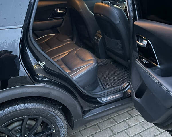 Черный Киа Niro, объемом двигателя 0 л и пробегом 207 тыс. км за 18500 $, фото 7 на Automoto.ua