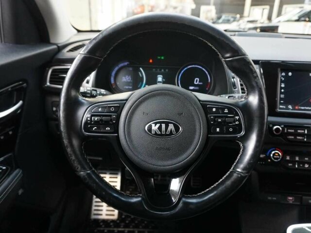 Кіа Niro 2019 у Києві на Automoto.ua Чорний Кіа Niro, об'ємом двигуна 0 л та пробігом 158 тис. км за 14200 $, фото 8 на Automoto.ua