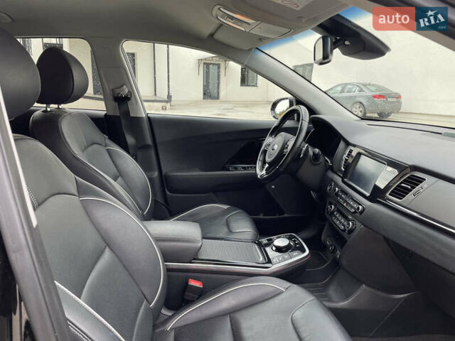 Киа Niro 2019 в Луцке на Automoto.ua Черный Киа Niro, объемом двигателя 0 л и пробегом 127 тыс. км за 19950 $, фото 28 на Automoto.ua