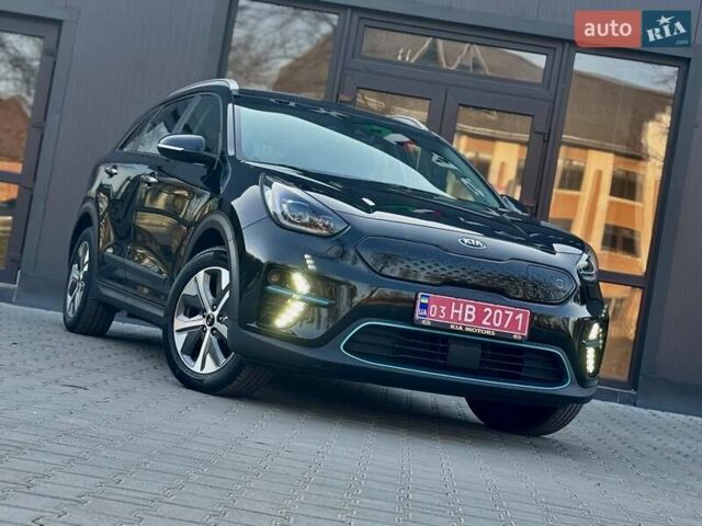 Черный Киа Niro, объемом двигателя 0 л и пробегом 68 тыс. км за 18750 $, фото 31 на Automoto.ua