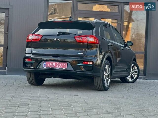 Черный Киа Niro, объемом двигателя 0 л и пробегом 68 тыс. км за 18750 $, фото 78 на Automoto.ua