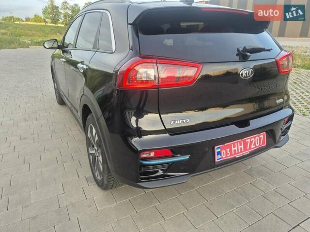 Черный Киа Niro, объемом двигателя 0 л и пробегом 143 тыс. км за 17150 $, фото 42 на Automoto.ua