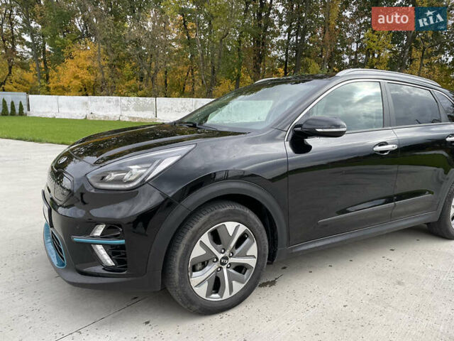 Киа Niro 2019 в Луцке на Automoto.ua Черный Киа Niro, объемом двигателя 0 л и пробегом 127 тыс. км за 19950 $, фото 2 на Automoto.ua