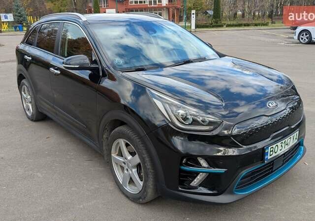 Черный Киа Niro, объемом двигателя 0 л и пробегом 135 тыс. км за 17300 $, фото 13 на Automoto.ua