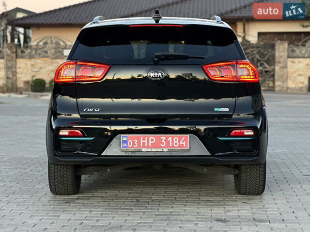 Чорний Кіа Niro, об'ємом двигуна 0 л та пробігом 93 тис. км за 18700 $, фото 11 на Automoto.ua