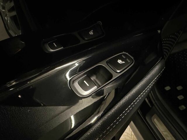 Черный Киа Niro, объемом двигателя 0 л и пробегом 155 тыс. км за 13700 $, фото 14 на Automoto.ua