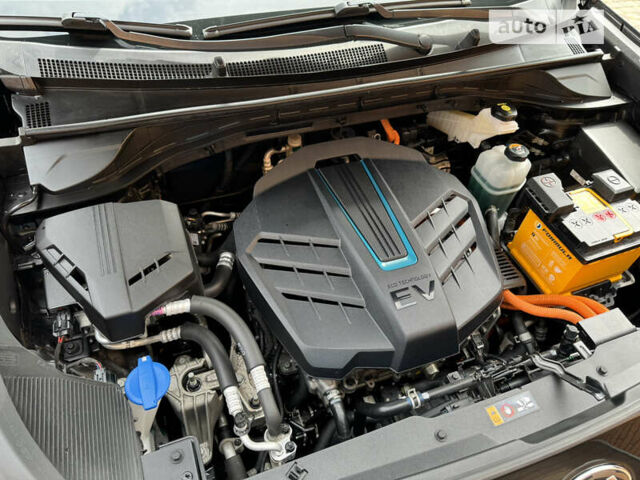 Чорний Кіа Niro, об'ємом двигуна 0 л та пробігом 112 тис. км за 19600 $, фото 57 на Automoto.ua