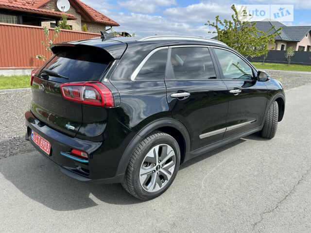 Чорний Кіа Niro, об'ємом двигуна 0 л та пробігом 139 тис. км за 18900 $, фото 5 на Automoto.ua