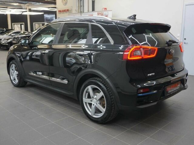 Кіа Niro 2019 у Києві на Automoto.ua Чорний Кіа Niro, об'ємом двигуна 0 л та пробігом 158 тис. км за 14200 $, фото 3 на Automoto.ua