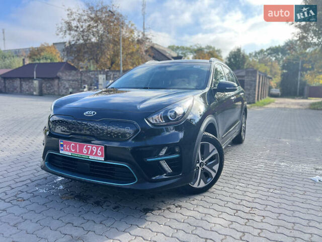 Киа Niro 2019 в Львове на Automoto.ua Черный Киа Niro, объемом двигателя 0 л и пробегом 58 тыс. км за 17000 $, фото 1 на Automoto.ua