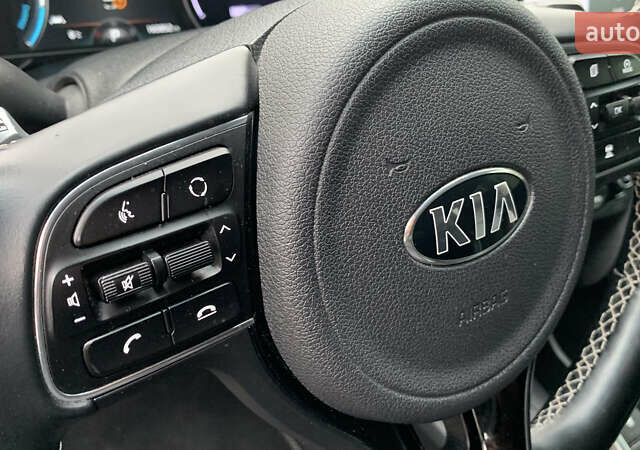 Чорний Кіа Niro, об'ємом двигуна 0 л та пробігом 159 тис. км за 17999 $, фото 28 на Automoto.ua