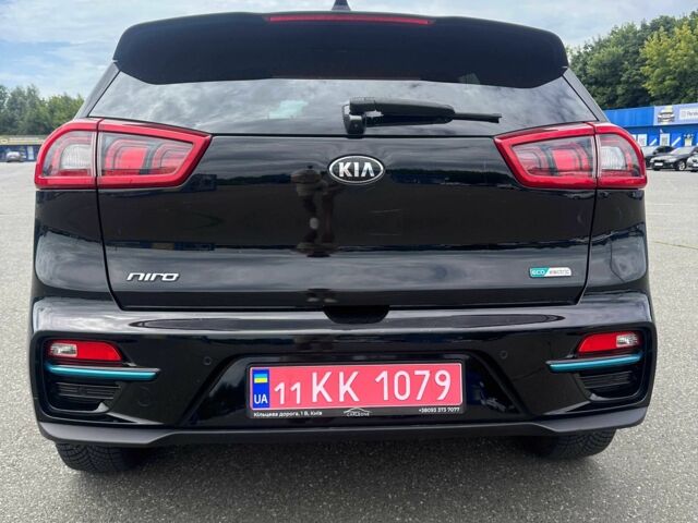 Киа Niro 2019 в Киеве на Automoto.ua Черный Киа Niro, объемом двигателя 0 л и пробегом 128 тыс. км за 17400 $, фото 6 на Automoto.ua