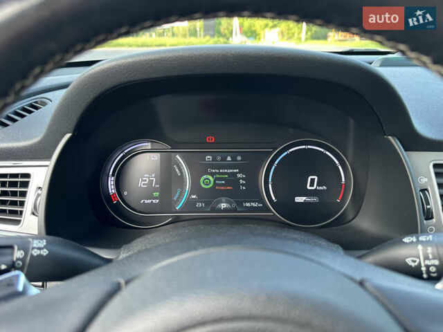 Черный Киа Niro, объемом двигателя 0 л и пробегом 147 тыс. км за 17800 $, фото 47 на Automoto.ua