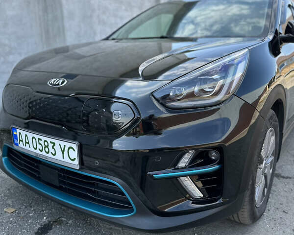 Черный Киа Niro, объемом двигателя 0 л и пробегом 94 тыс. км за 18600 $, фото 14 на Automoto.ua