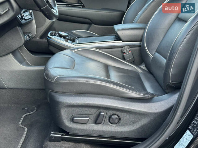 Черный Киа Niro, объемом двигателя 0 л и пробегом 148 тыс. км за 17500 $, фото 19 на Automoto.ua