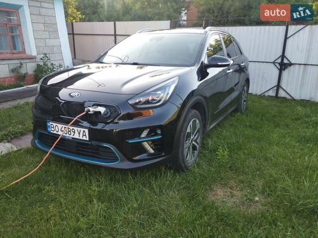Киа Niro 2019 в Хмельницком на Automoto.ua Черный Киа Niro, объемом двигателя 0 л и пробегом 155 тыс. км за 17200 $, фото 4 на Automoto.ua