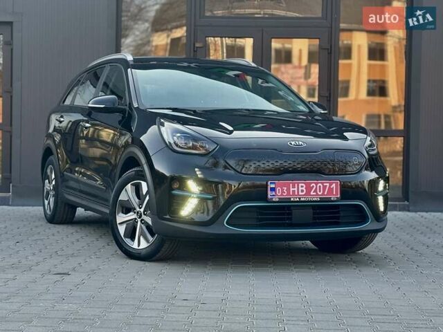 Черный Киа Niro, объемом двигателя 0 л и пробегом 68 тыс. км за 18750 $, фото 30 на Automoto.ua