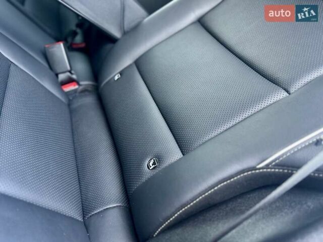 Черный Киа Niro, объемом двигателя 0 л и пробегом 68 тыс. км за 18750 $, фото 168 на Automoto.ua