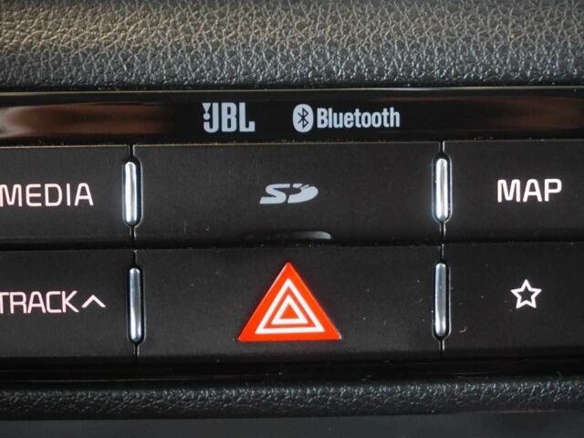 Кіа Niro 2019 у Києві на Automoto.ua Чорний Кіа Niro, об'ємом двигуна 0 л та пробігом 158 тис. км за 14200 $, фото 20 на Automoto.ua