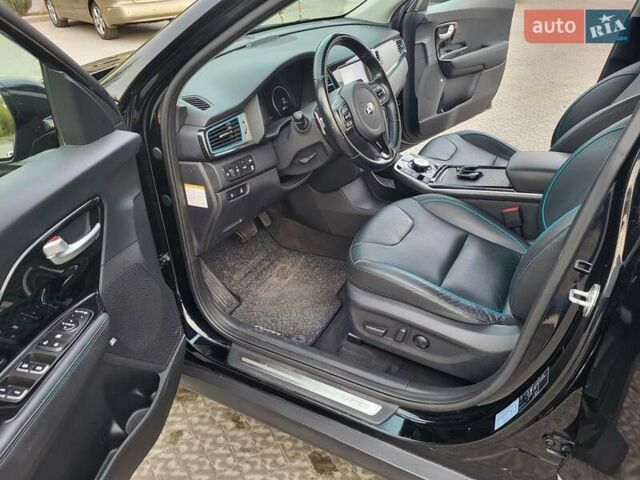 Черный Киа Niro, объемом двигателя 0 л и пробегом 124 тыс. км за 19000 $, фото 8 на Automoto.ua