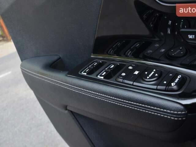 Черный Киа Niro, объемом двигателя 0 л и пробегом 155 тыс. км за 16500 $, фото 26 на Automoto.ua