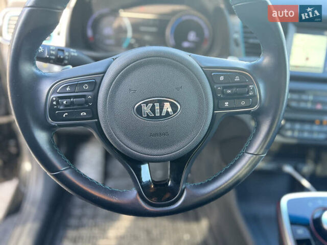 Киа Niro 2019 в Львове на Automoto.ua Черный Киа Niro, объемом двигателя 0 л и пробегом 58 тыс. км за 17000 $, фото 22 на Automoto.ua