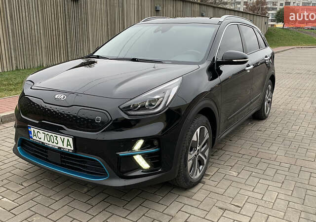 Чорний Кіа Niro, об'ємом двигуна 0 л та пробігом 159 тис. км за 17999 $, фото 14 на Automoto.ua