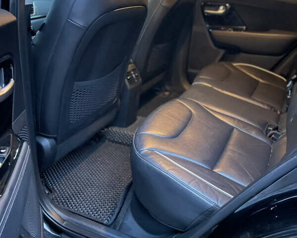 Черный Киа Niro, объемом двигателя 0 л и пробегом 207 тыс. км за 18500 $, фото 8 на Automoto.ua