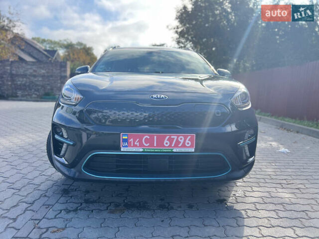 Киа Niro 2019 в Львове на Automoto.ua Черный Киа Niro, объемом двигателя 0 л и пробегом 58 тыс. км за 17000 $, фото 5 на Automoto.ua