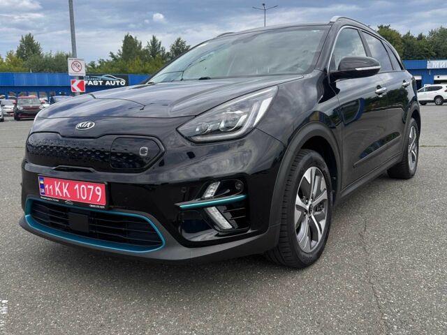 Киа Niro 2019 в Киеве на Automoto.ua Черный Киа Niro, объемом двигателя 0 л и пробегом 128 тыс. км за 17400 $, фото 2 на Automoto.ua